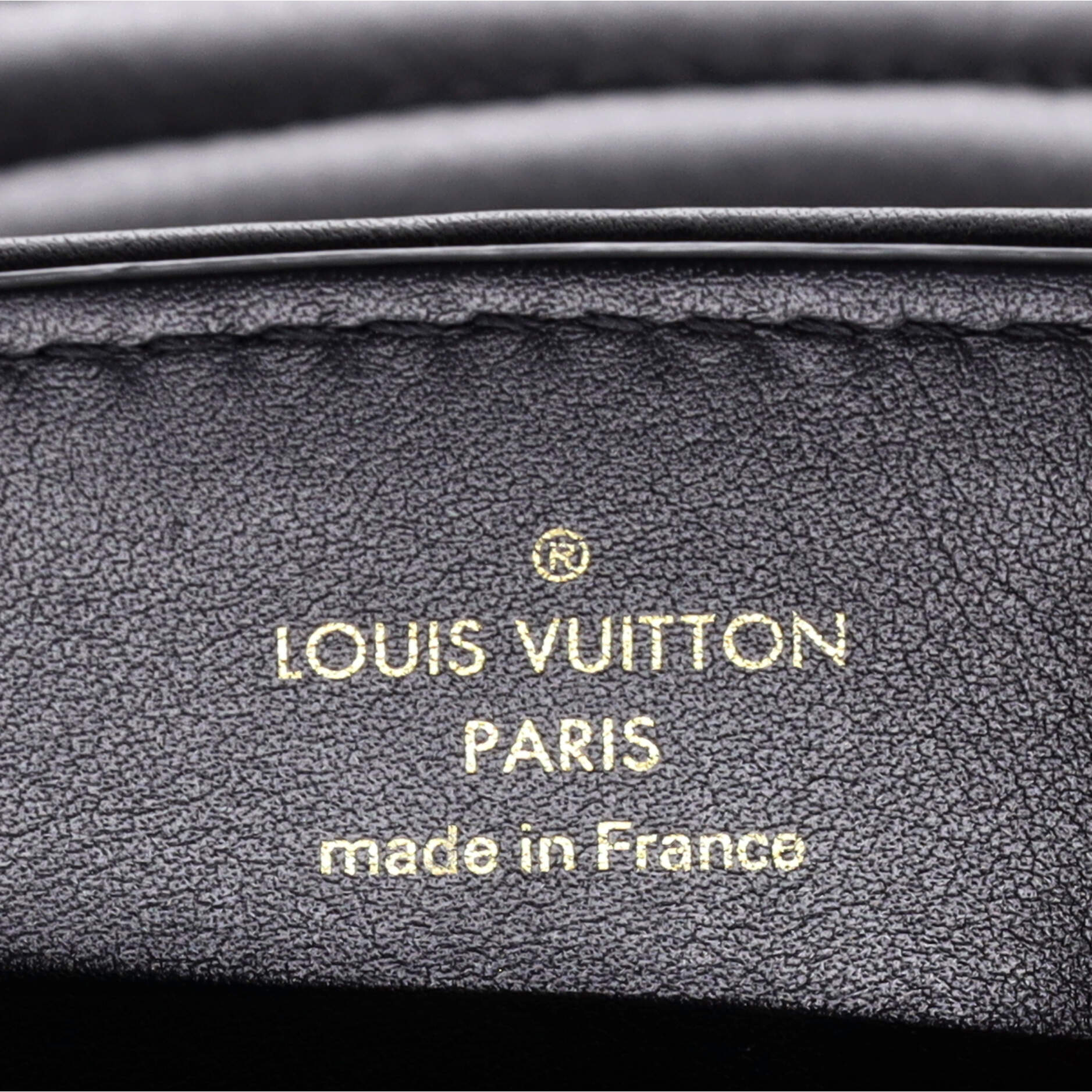 Louis Vuitton New Wave Chain Tote Quilted Leather