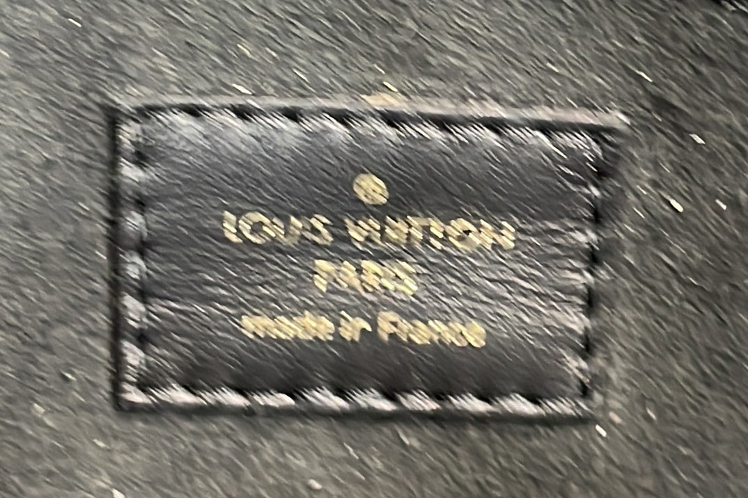 Louis Vuitton On My Side Tote Mahina Leather MM