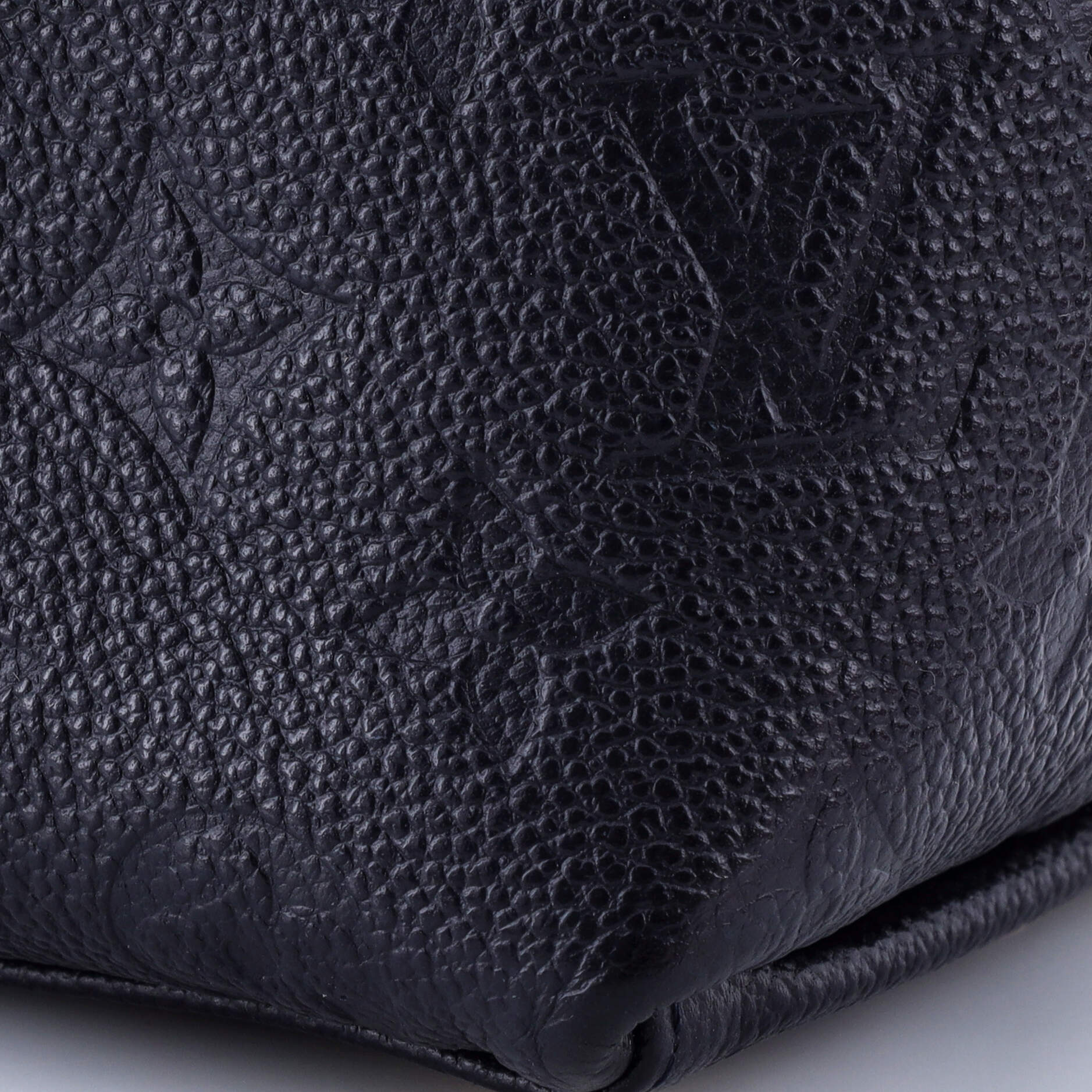 Louis Vuitton V Tote Monogram Empreinte Leather BB