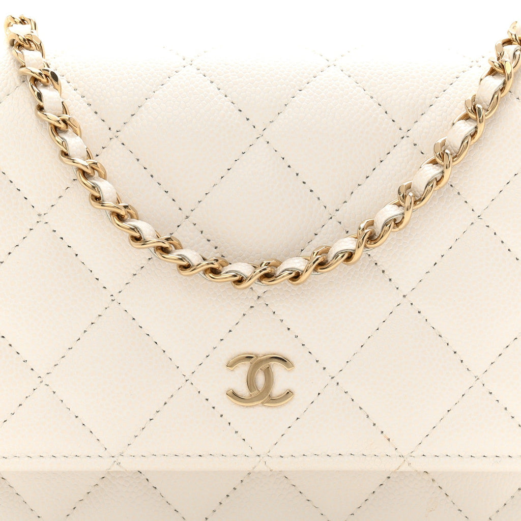 Caviar Quilted Wallet on Chain WOC White