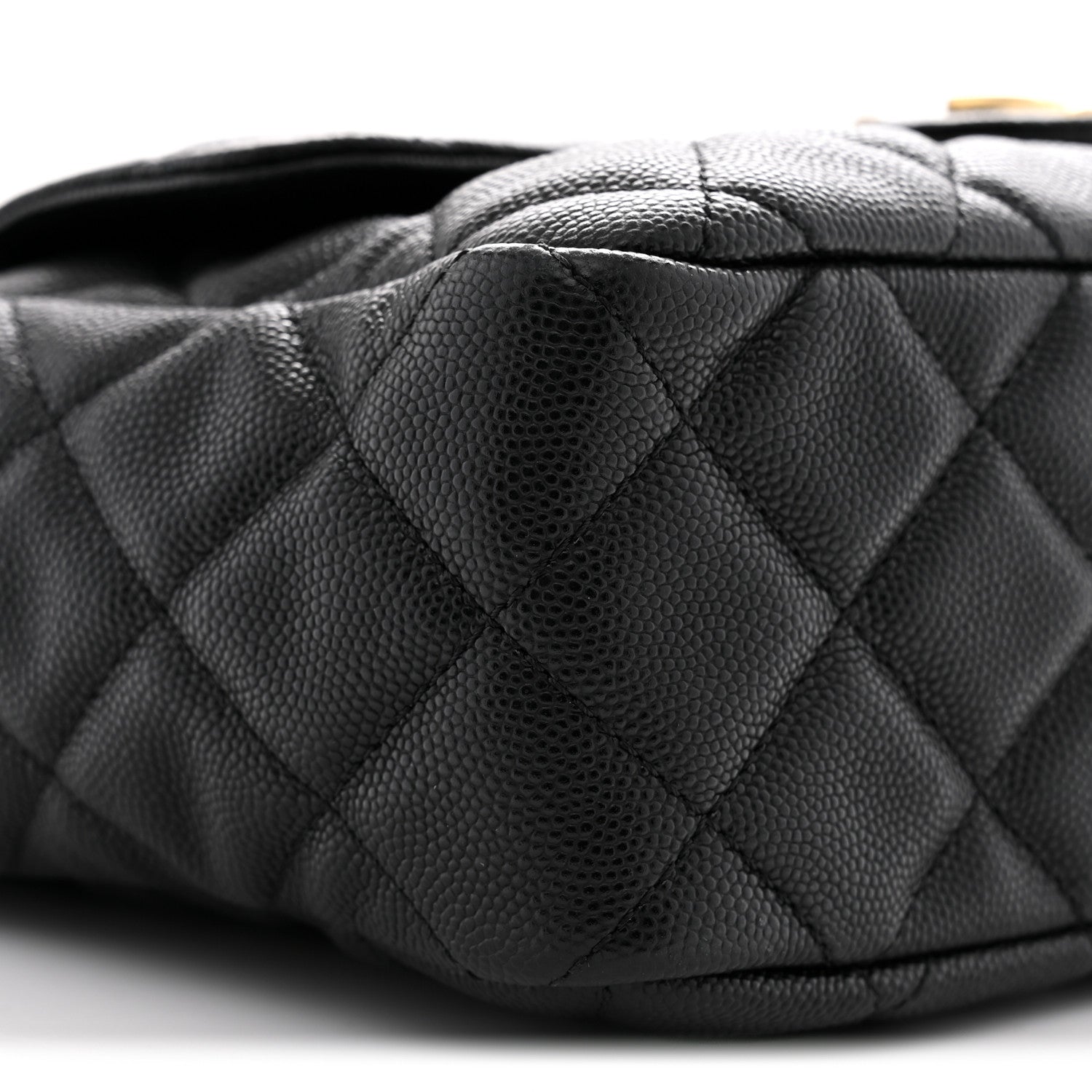Caviar Quilted Wavy CC Hobo Black