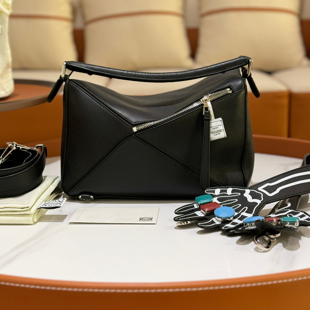 LOEWE PUZZLE BAG