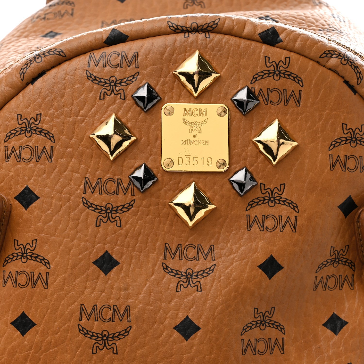 Visetos Studded Medium Dual Stark Backpack Cognac