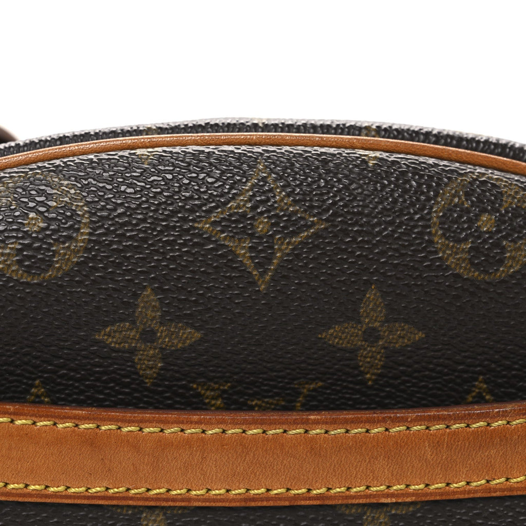 Monogram Blois