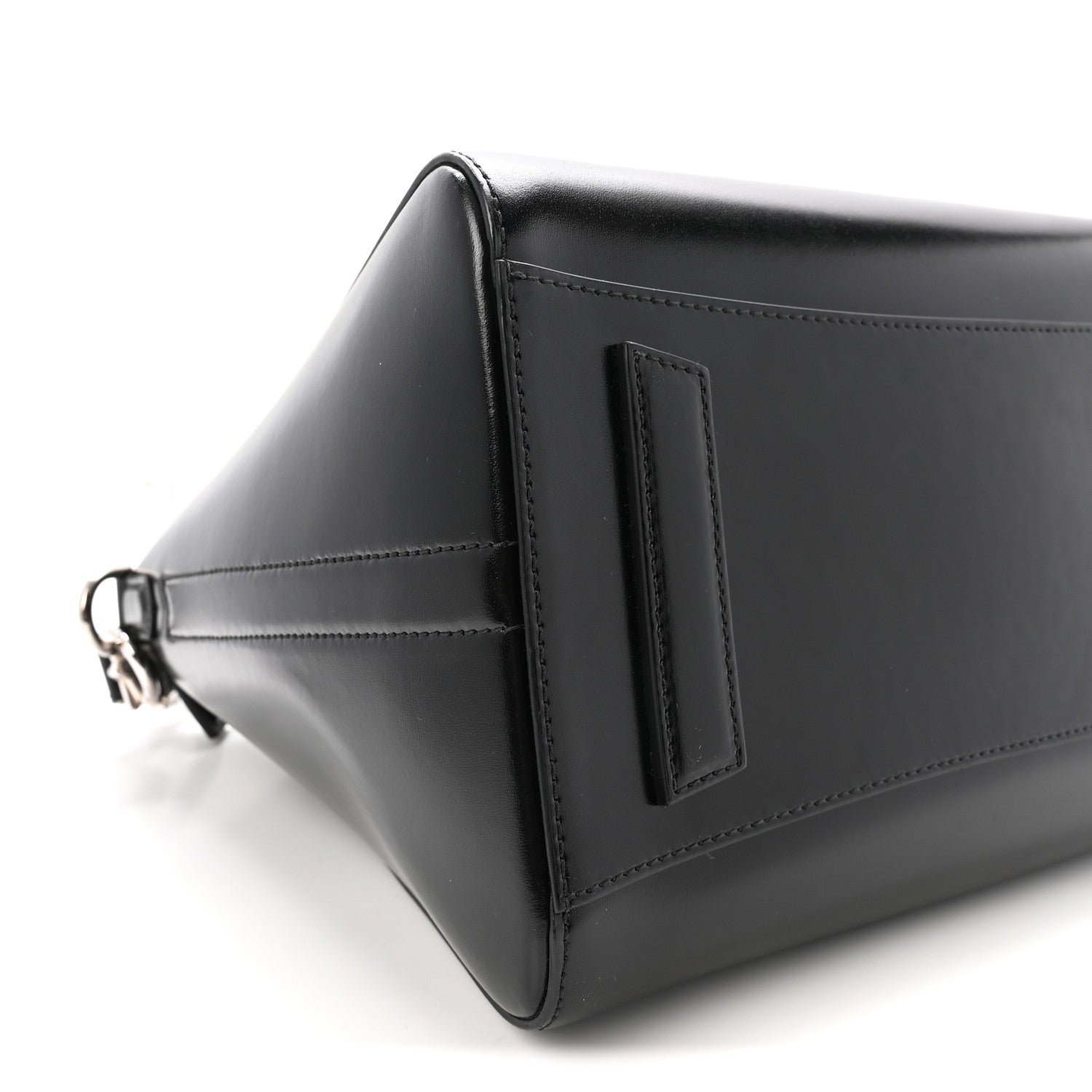 Shiny Lord Calfskin Medium Antigona Black