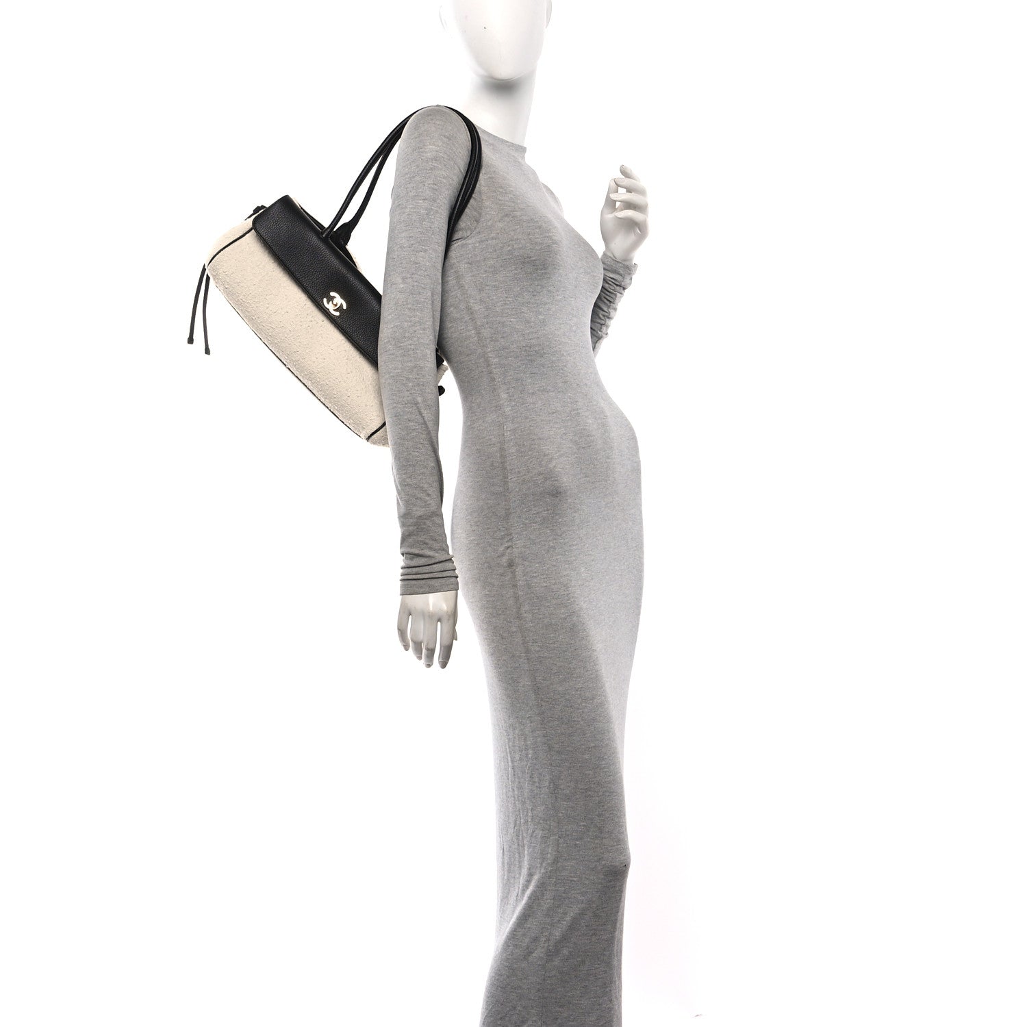 Grained Calfskin Boucle Urban Essentials Small Shopping Bag Black Ivory