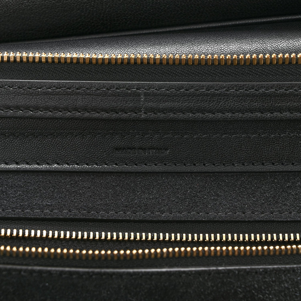Supple Shiny Lambskin Medium Smiling New Luggage Black