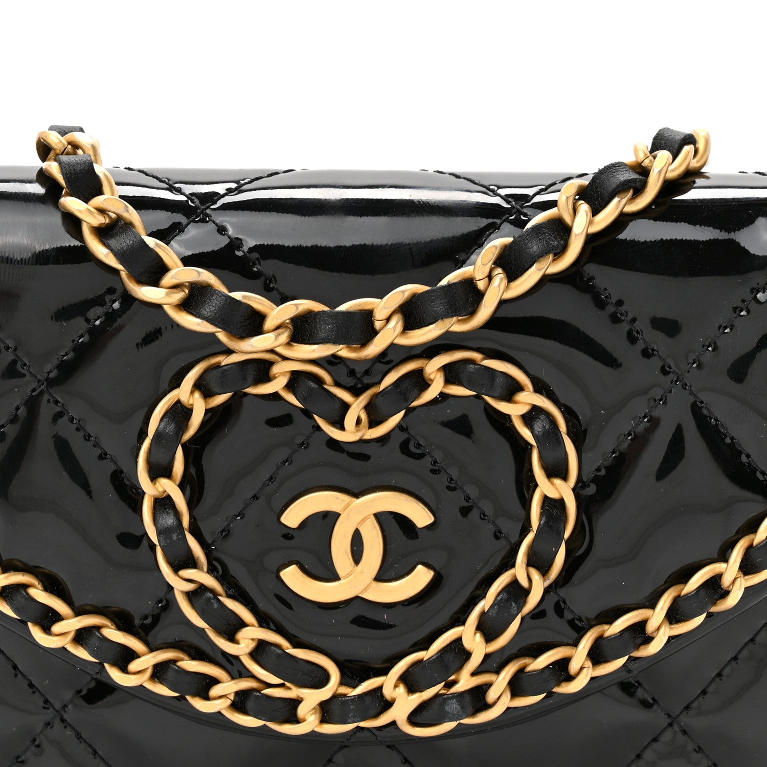 Patent Quilted Chain Around Heart Mini Chain Flap Black