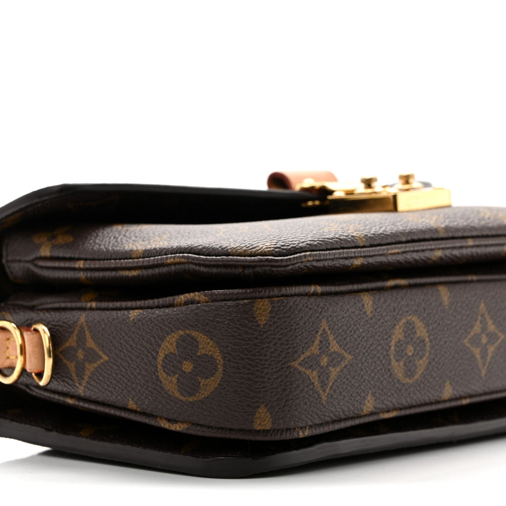 Monogram Pochette Metis East West