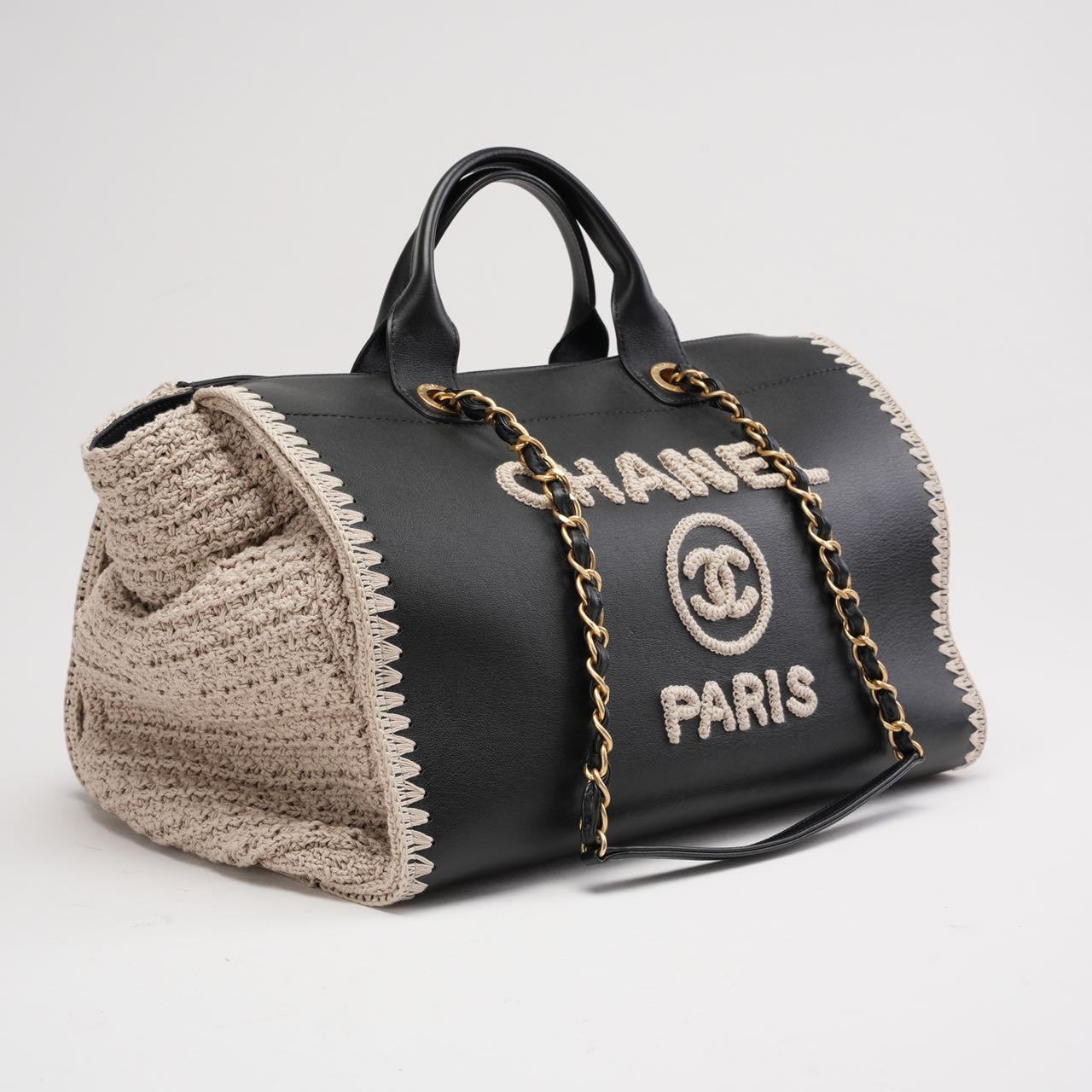 Chanel Deauville Shopping Tote Large Kalbsleather Black/Beige