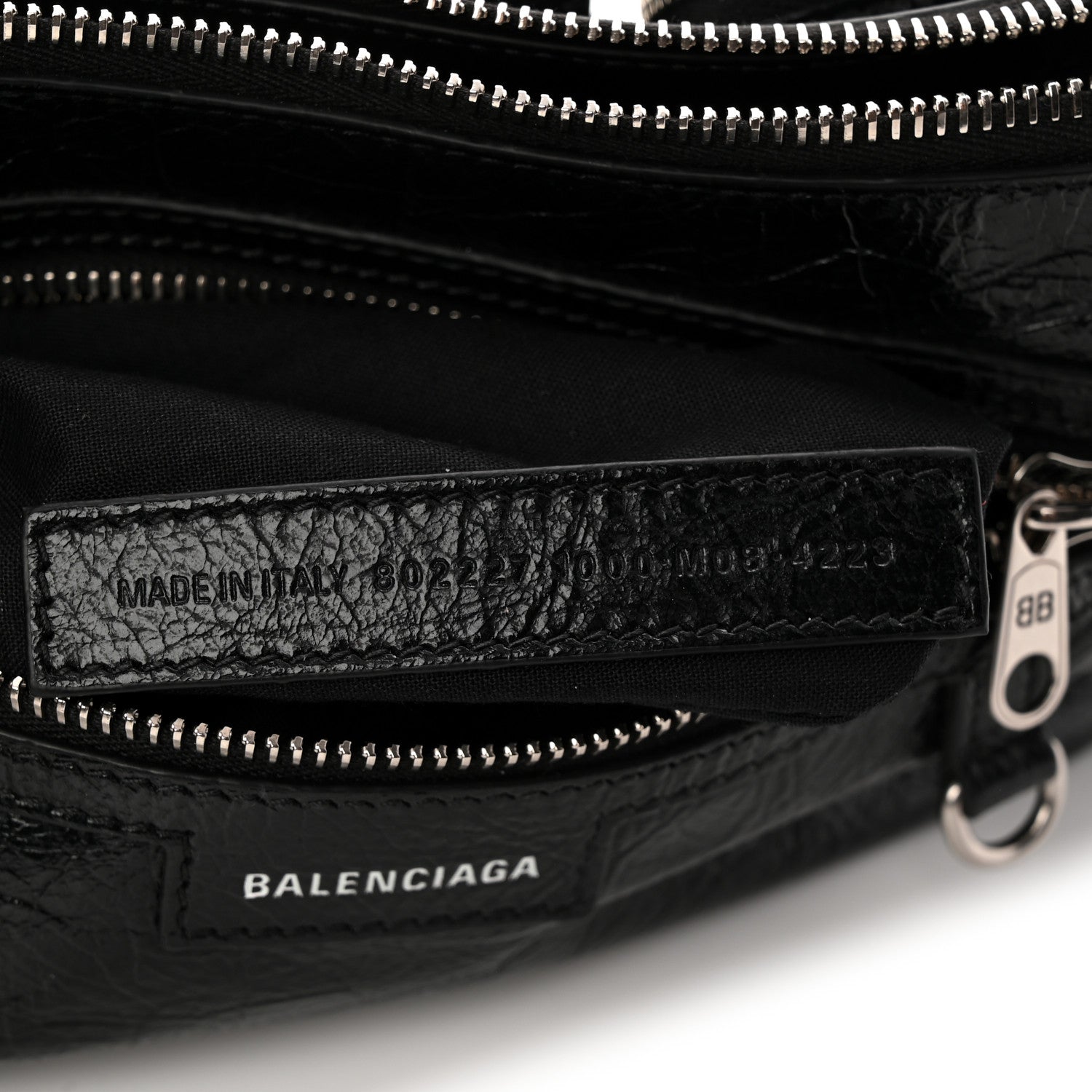 Agneau Arena Superbusy XS Sling Zip Shoulder Bag Black