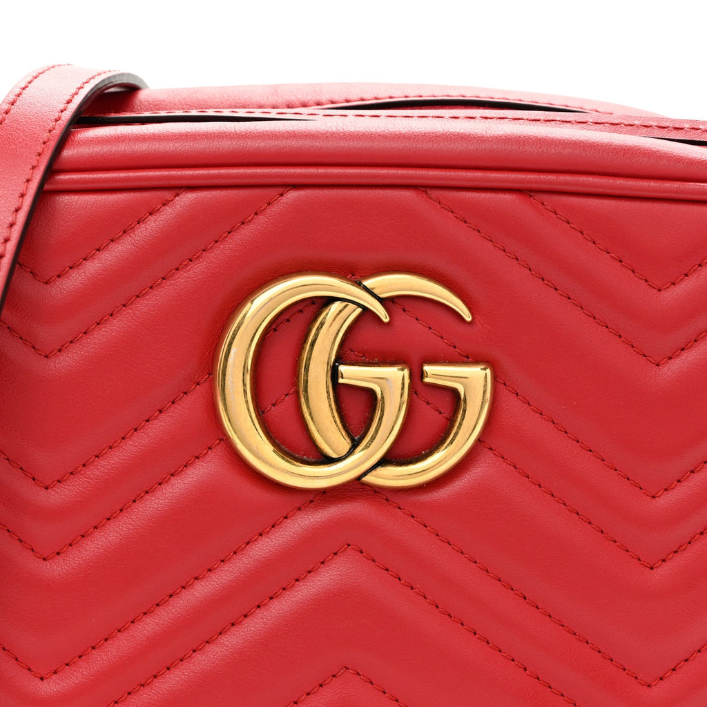 Calfskin Matelasse Small GG Marmont Chain Shoulder Bag Hibiscus Red