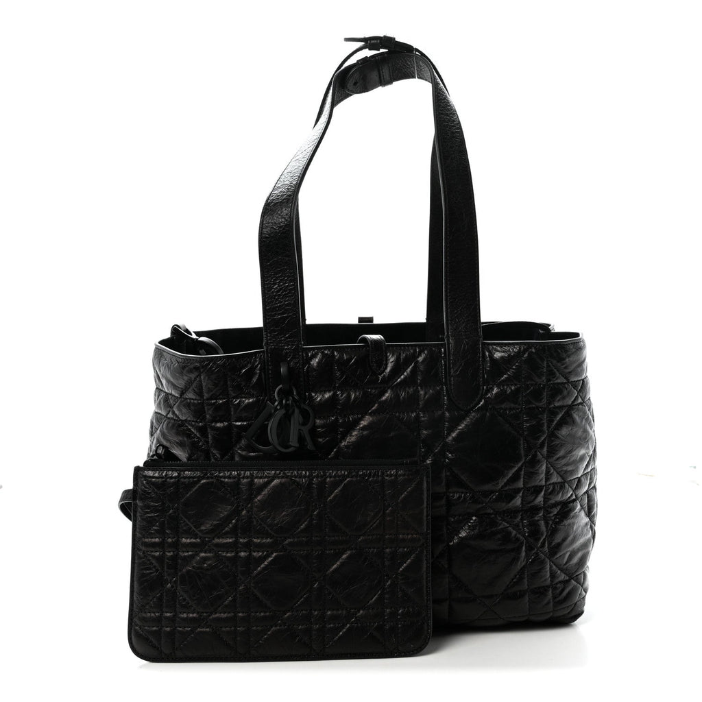 Crinkled Calfskin Macrocannage Medium Toujours Black