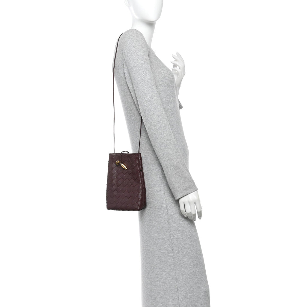 Nappa Intrecciato Andiamo Phone Pouch Deep Mahogany