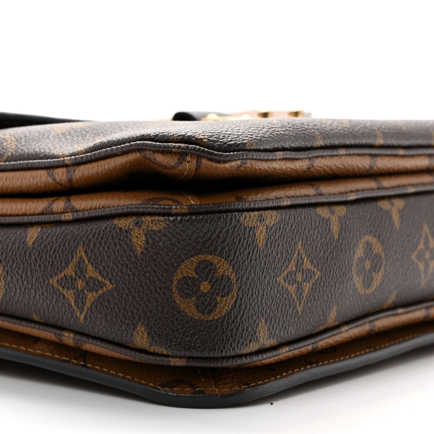Reverse Monogram Pochette Metis