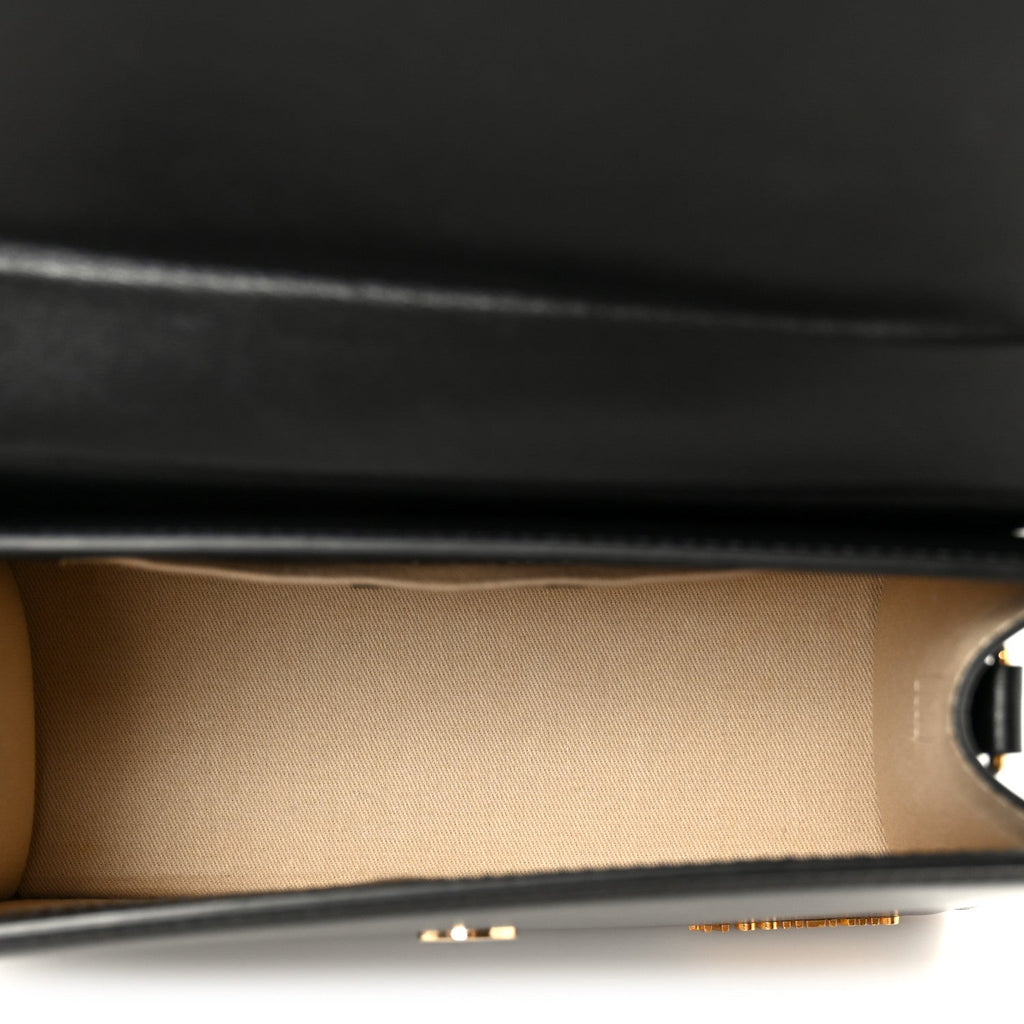 Smooth Calfskin Le Chiquito Moyen Black