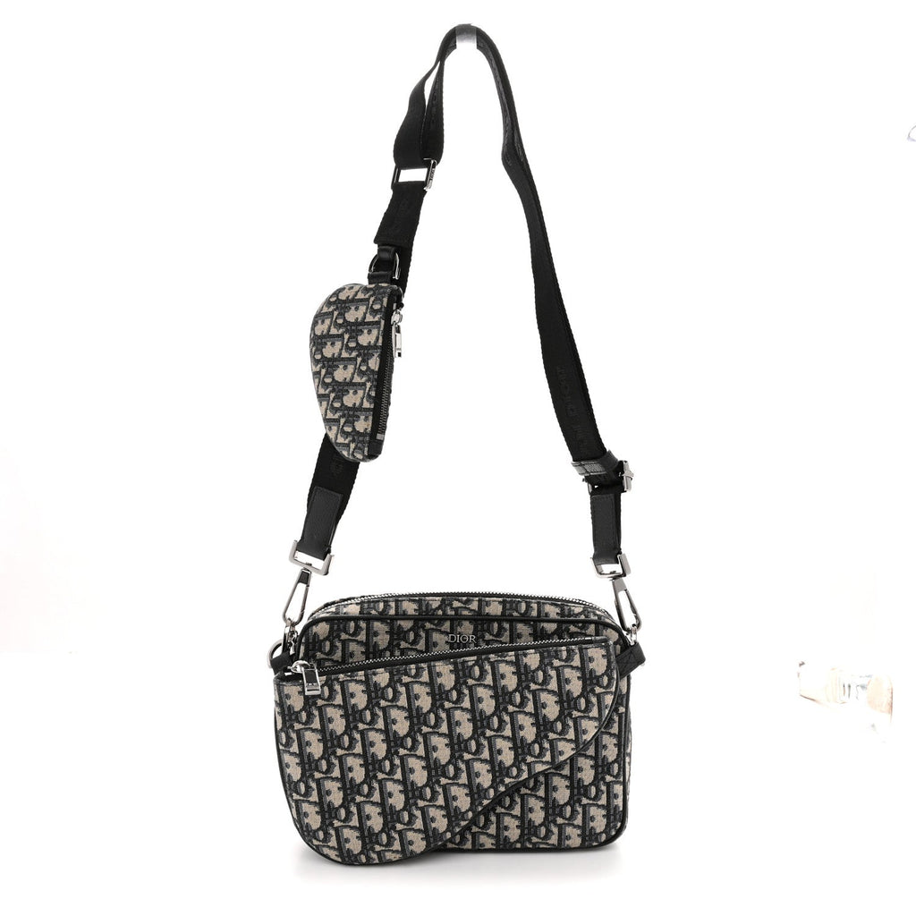 Oblique Saddle Triple Pouch Navy Blue