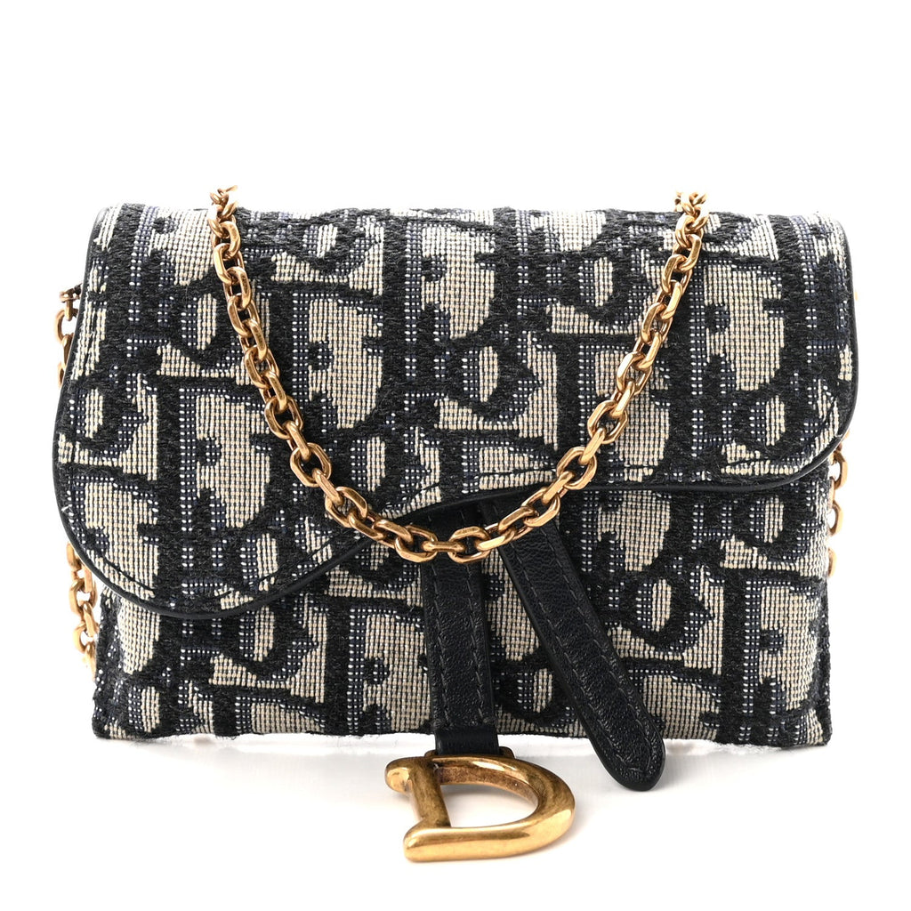 Oblique Nano Saddle Chain Pouch Blue