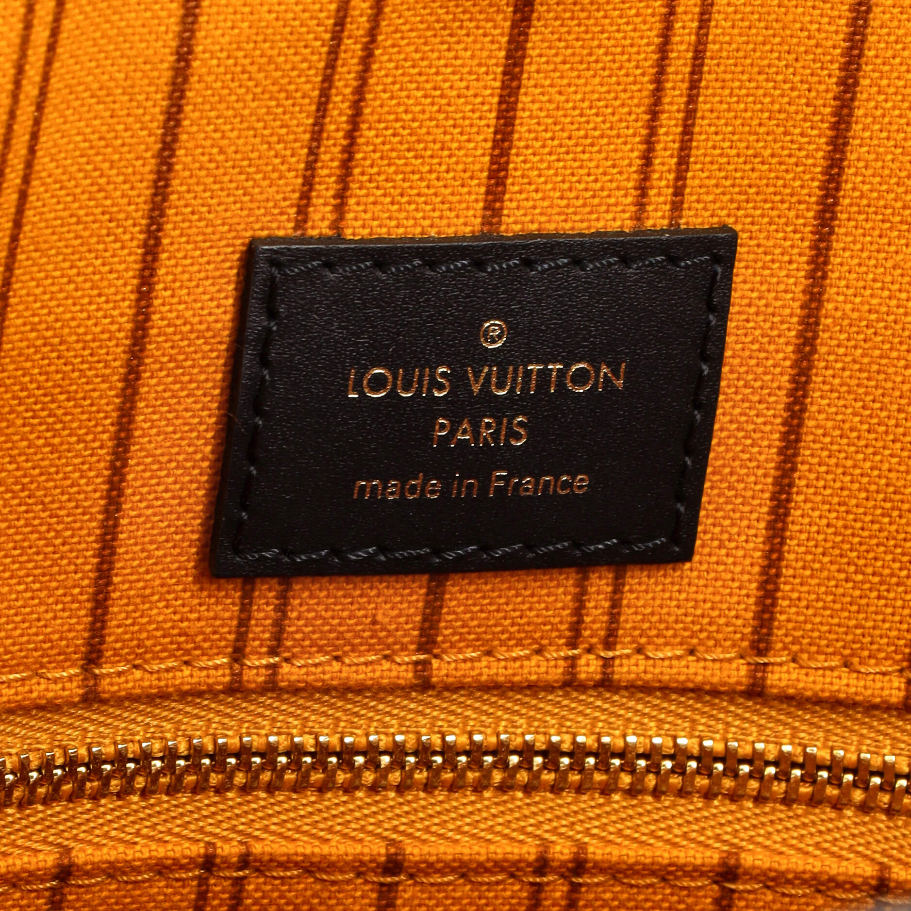 Louis Vuitton OnTheGo Tote Limited Edition Jungle Monogram Giant GM