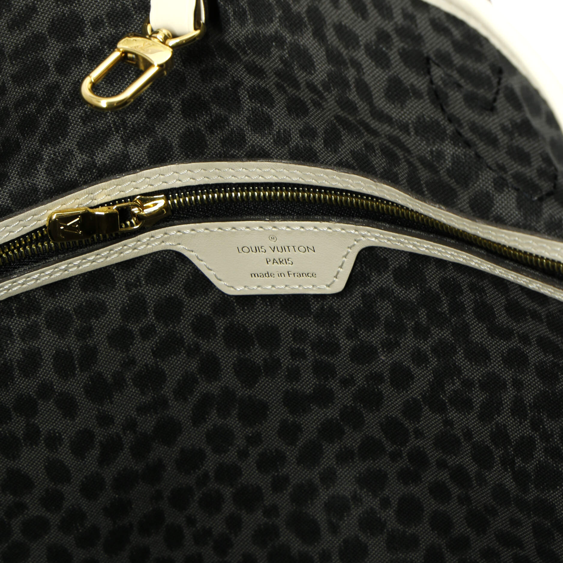 Louis Vuitton Neverfull NM Tote Wild at Heart Monogram Giant MM