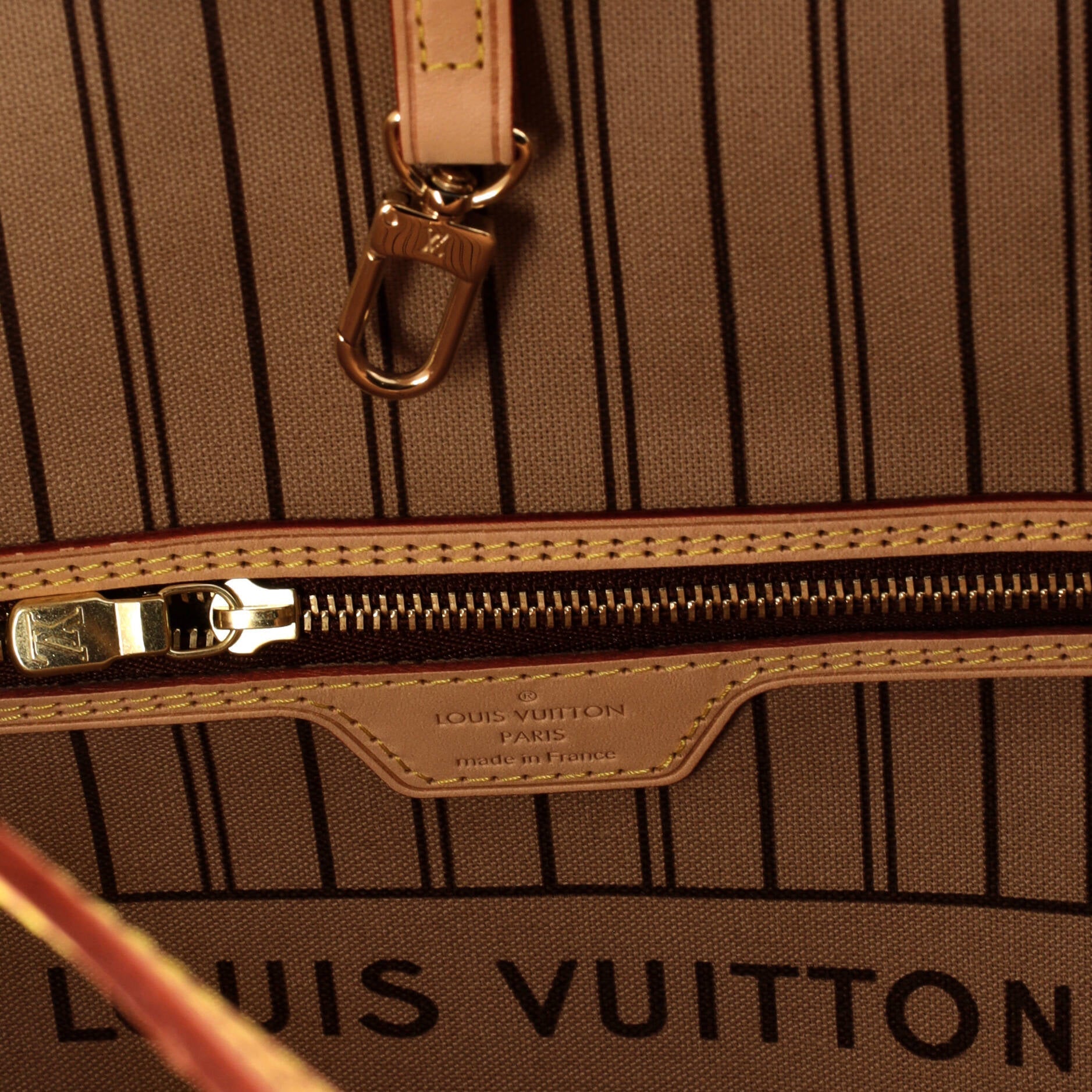 Louis Vuitton Neverfull NM Tote Monogram Canvas MM