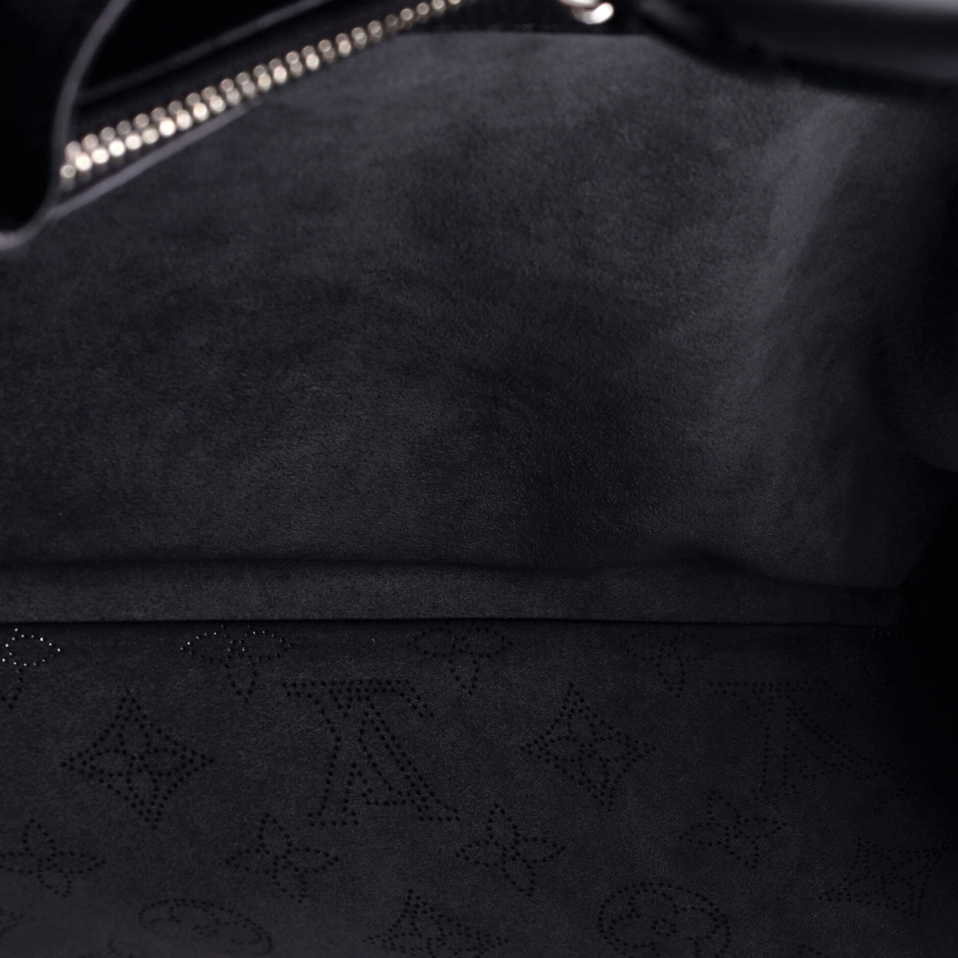 Louis Vuitton Bella Tote Mahina Leather