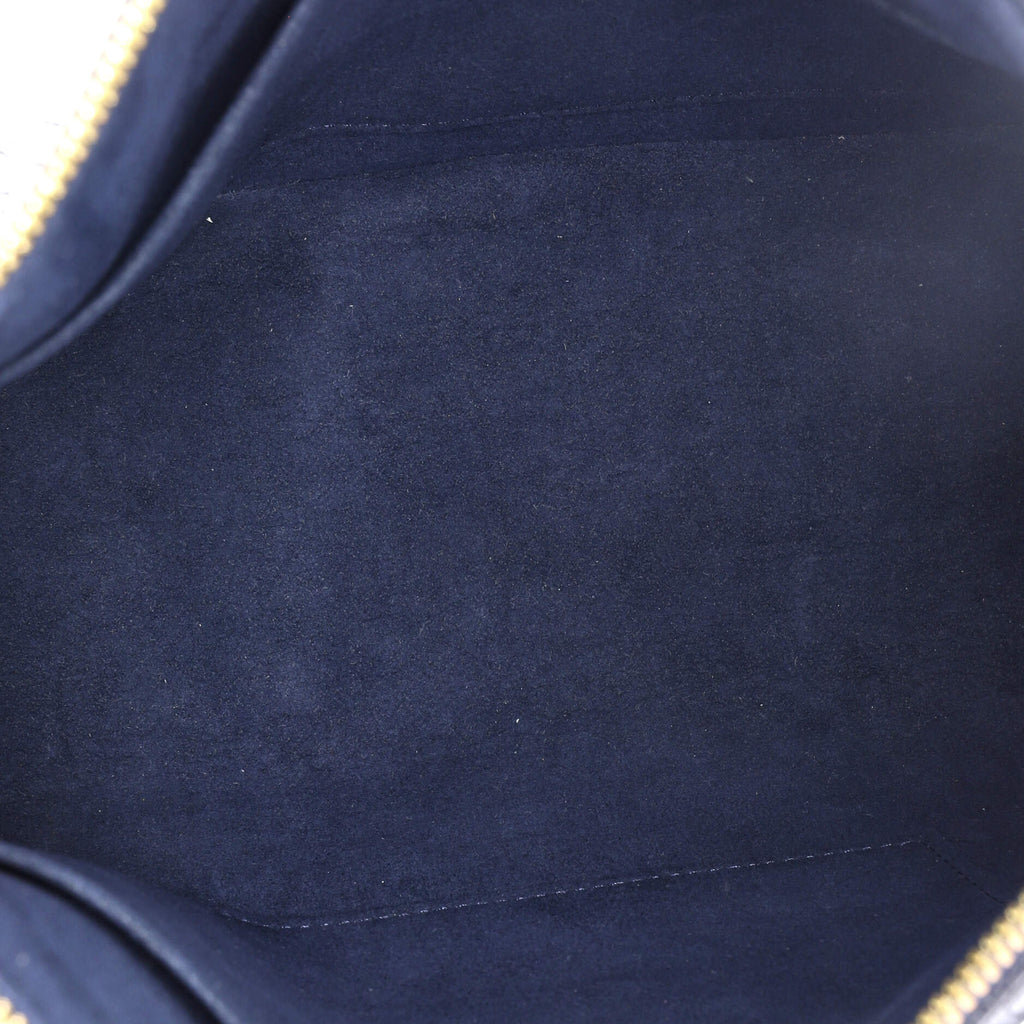 Louis Vuitton V Tote Monogram Empreinte Leather MM