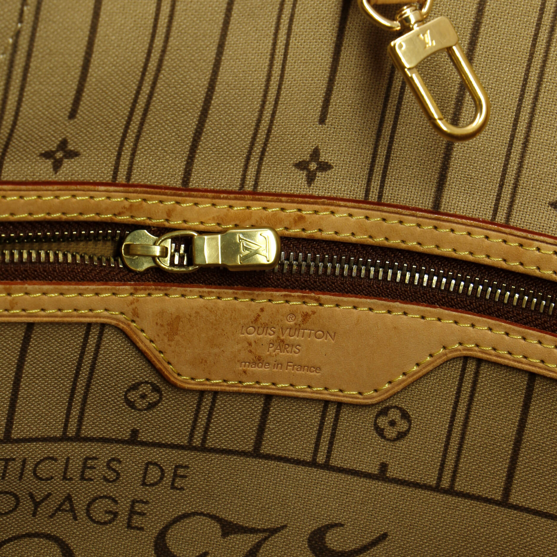 Louis Vuitton Neverfull Tote Monogram Canvas MM