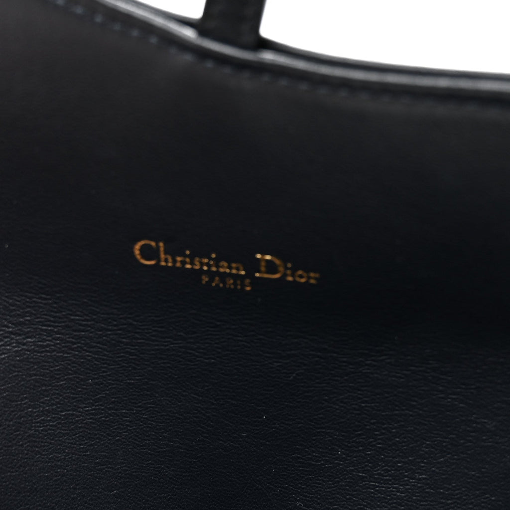 Oblique Saddle Chain Long Wallet Blue