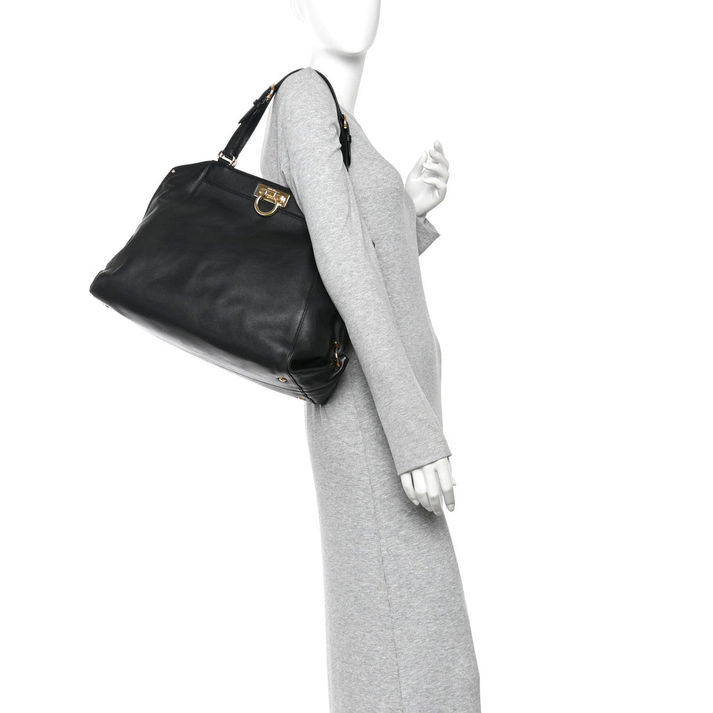 Calfskin Trifolio Tote Black