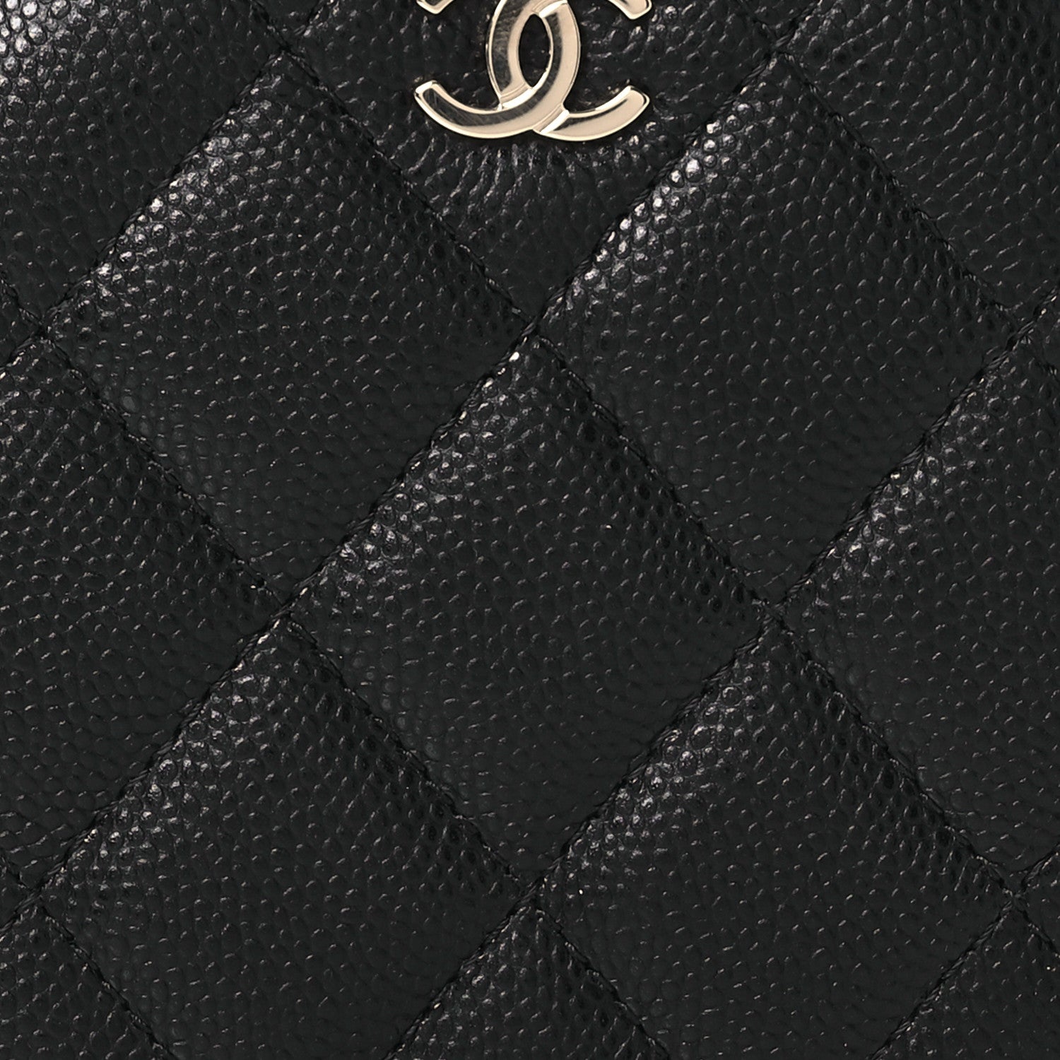 Caviar Quilted Round Top Handle Jewelry Case With Chain Black