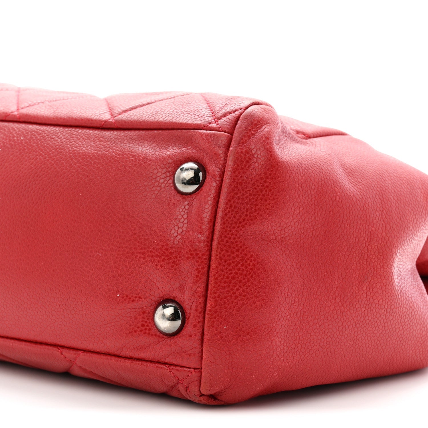 Caviar Quilted Large Cells Shopping Tote Red