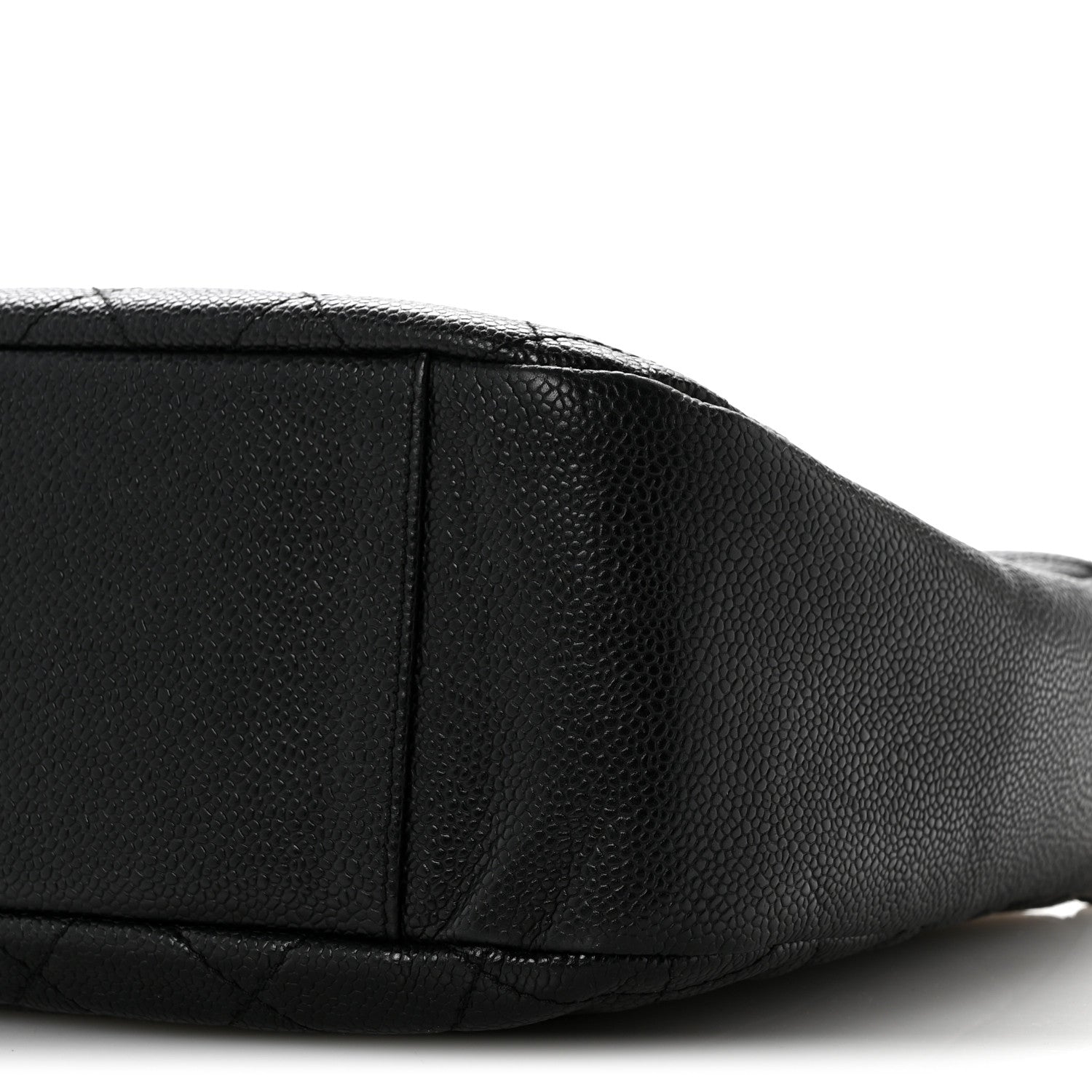 Caviar Quilted Timeless CC Shoulder Bag Black