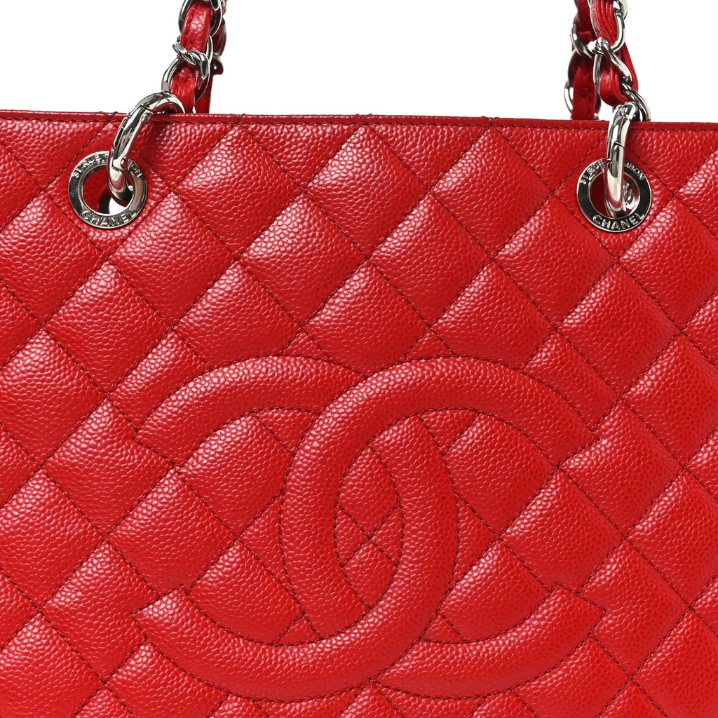 Caviar Quilted XL Grand Shopping Tote GST Red
