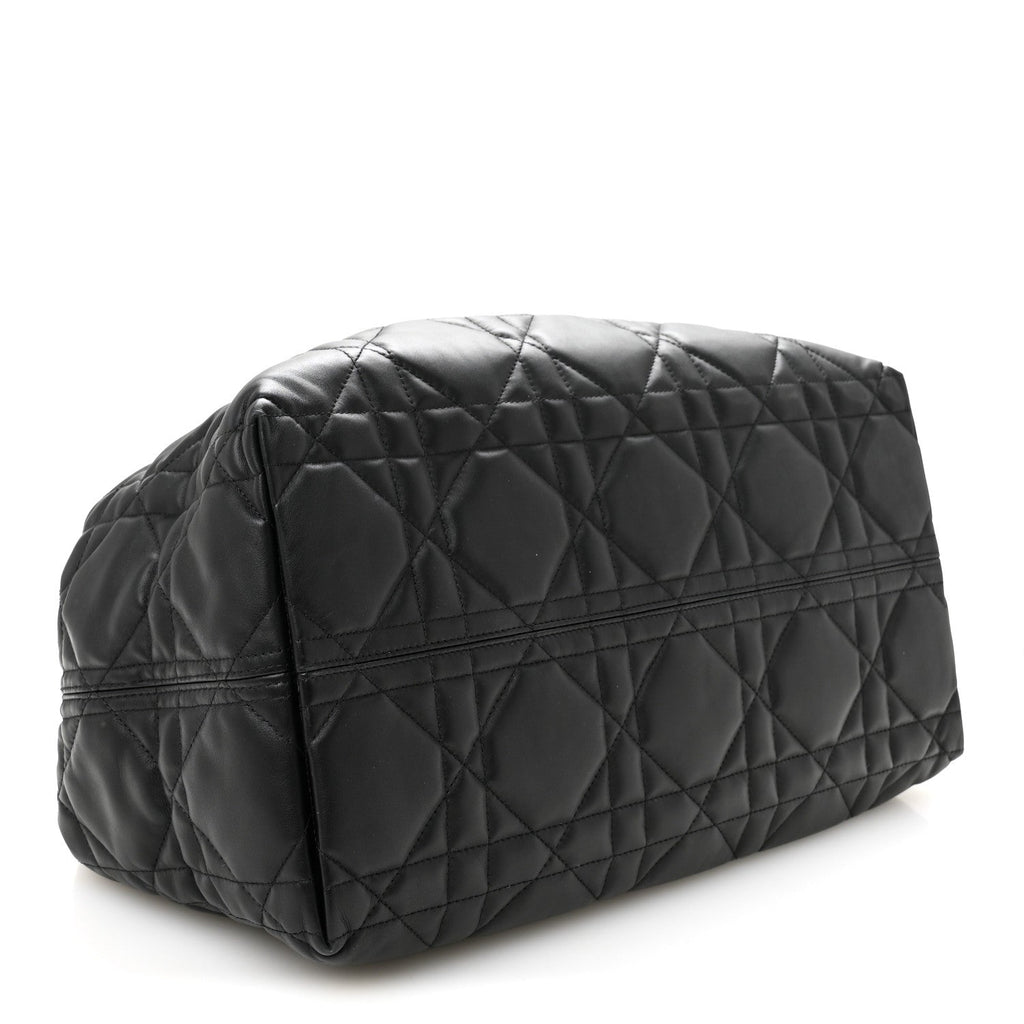 Calfskin Macrocannage Medium Toujours Black