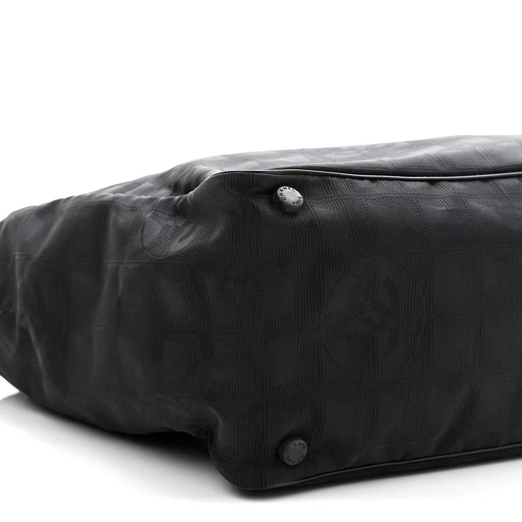 Nylon Medium Travel Tote Black