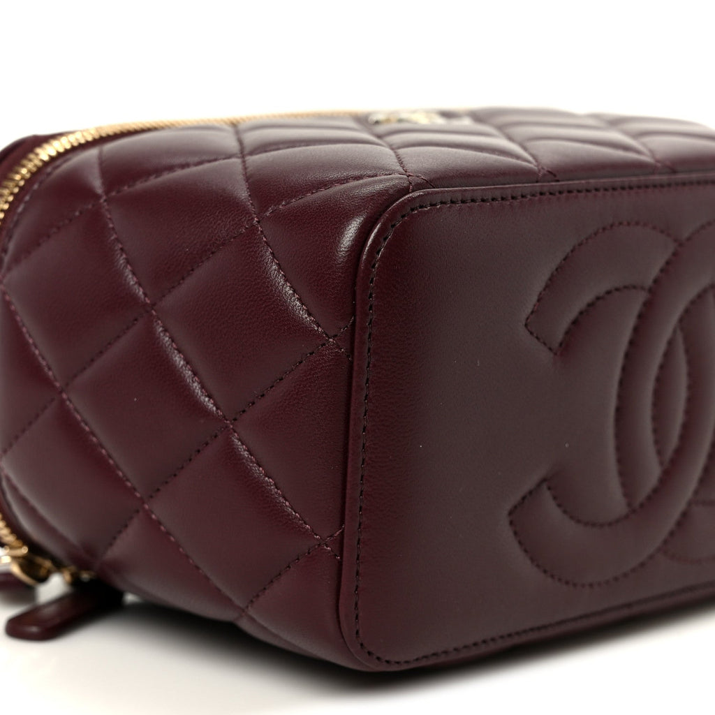 Lambskin Quilted Small Top Handle Vanity Case With Chain Burgundy