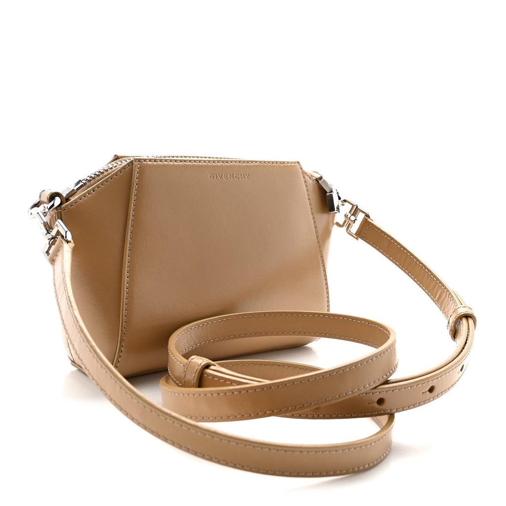 Smooth Calfskin Nano Antigona Beige Cappuccino