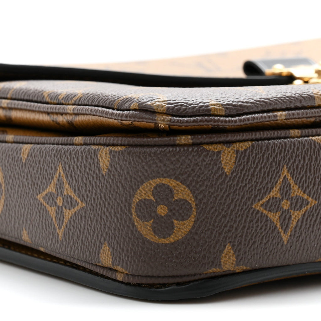 Reverse Monogram Pochette Metis