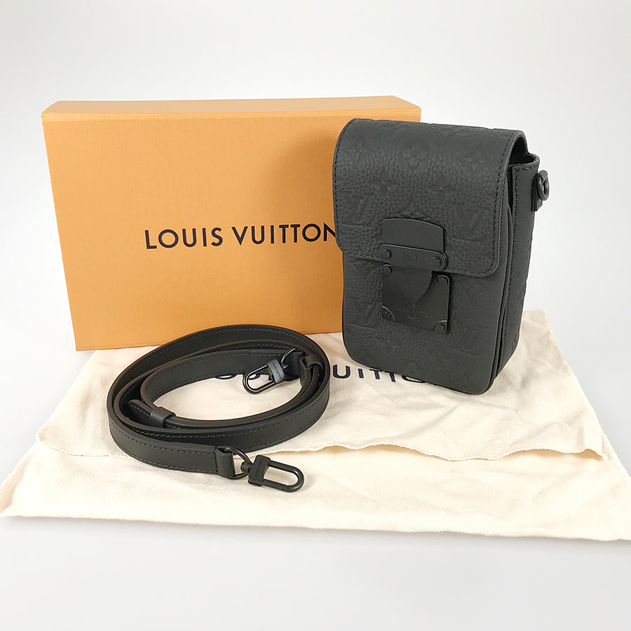 LOUIS VUITTON Taurillon Leather S Lock Vertical Wearable Wallet M81524 Shoulder bag