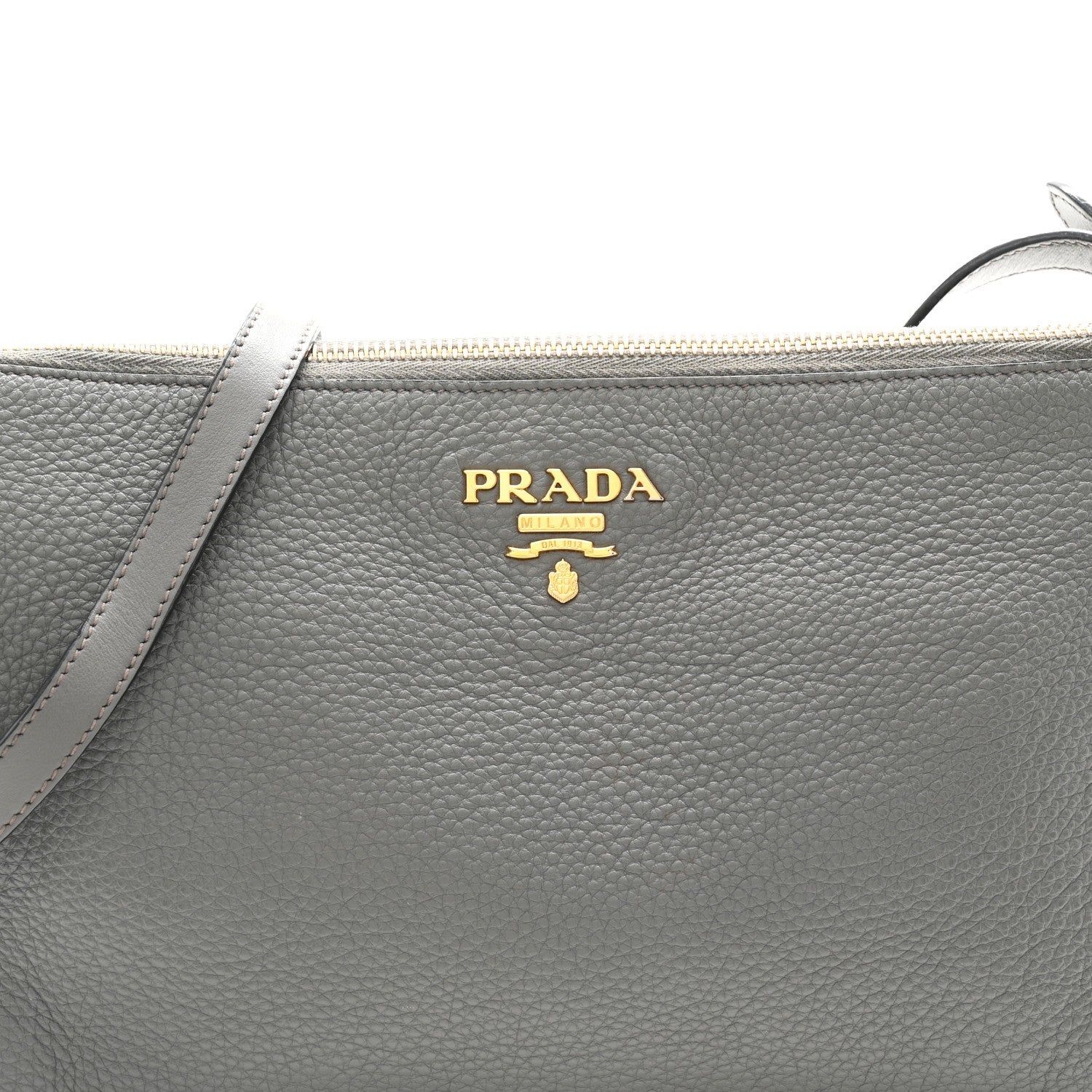 Vitello Phenix Zippered Shoulder Bag Marmo