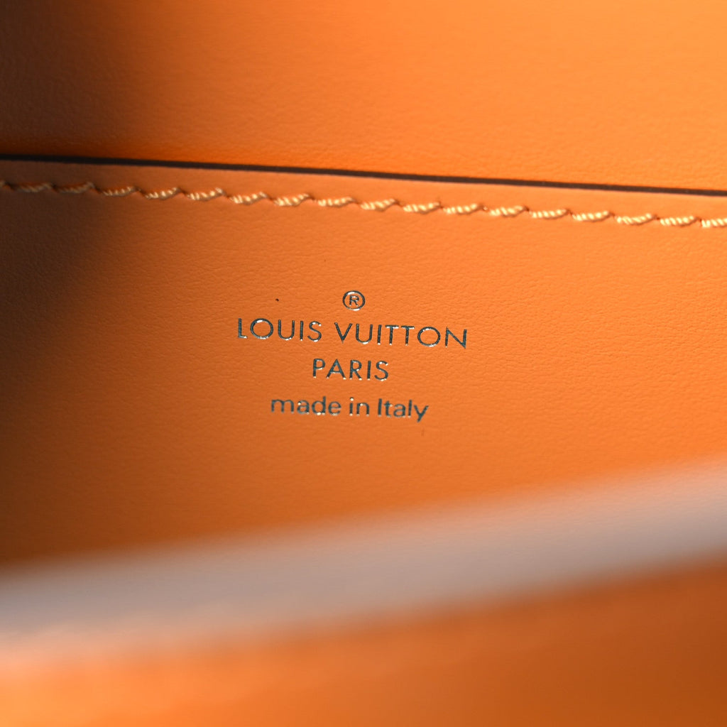 Smooth Calfskin LV Pont 9 Summer Gold