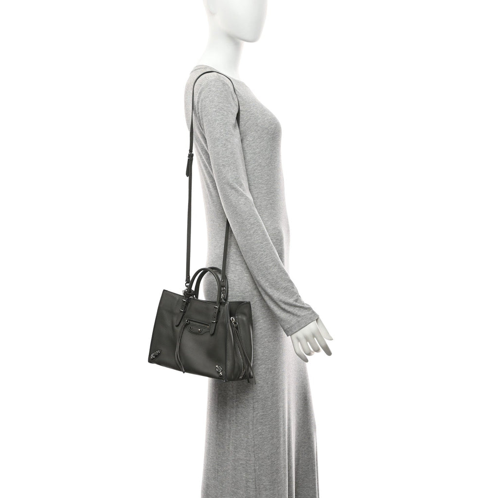 Veau Papier A6 Zip Around Tote Gris Fossile