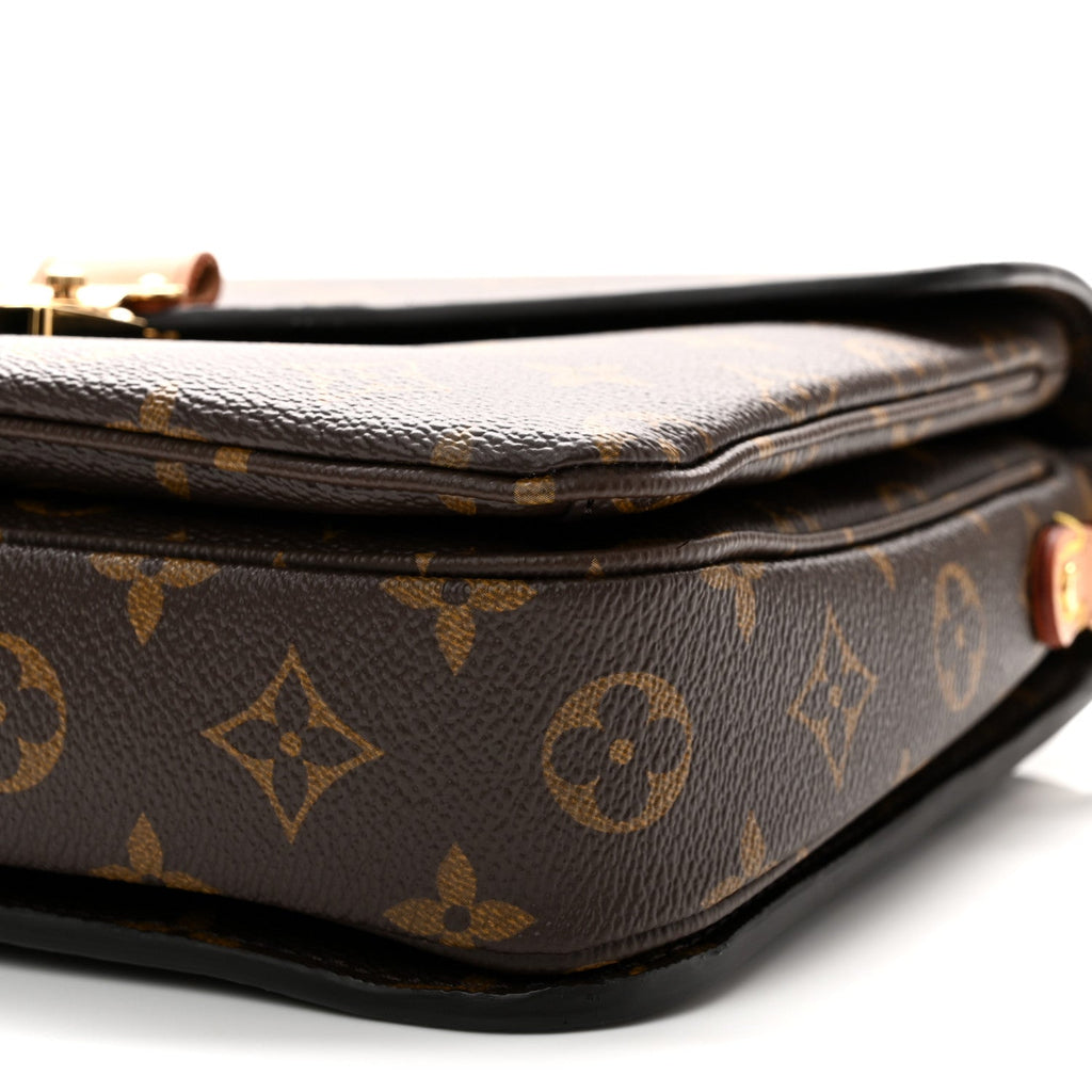 Monogram Pochette Metis