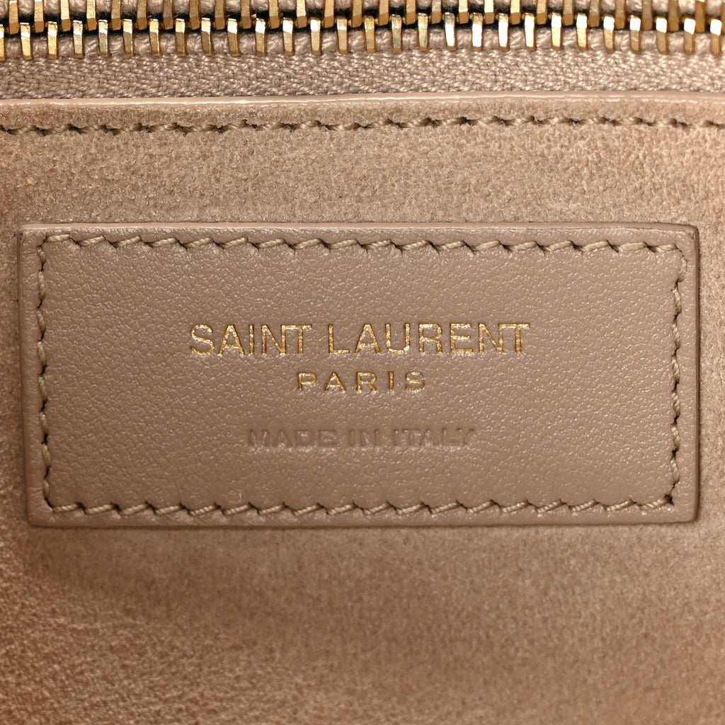 Smooth Calfskin Le 5 A 7 Hobo Crema Soft