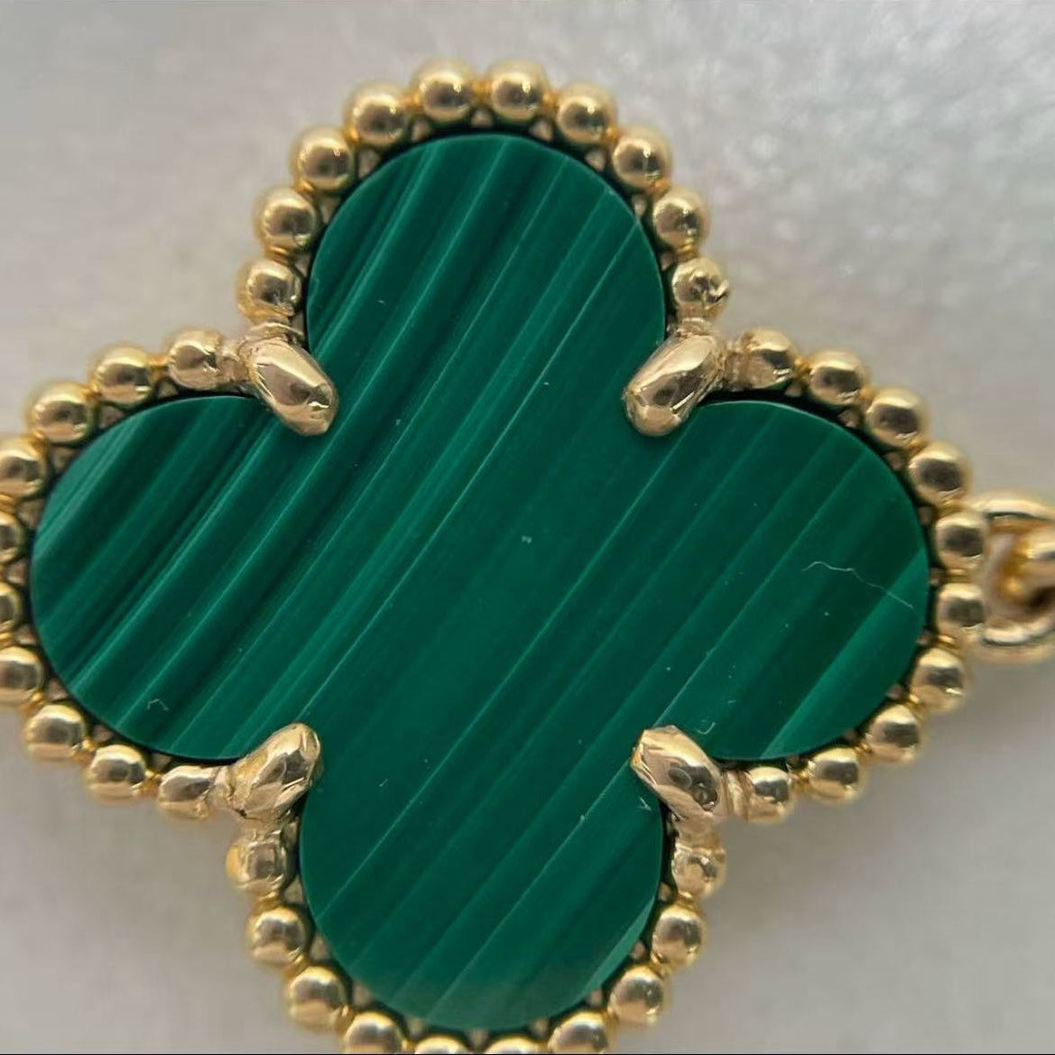 Van Cleef & Arpels 18k Yellow Gold Malachite 5 Motifs Vintage Alhambra Bracelet 2019