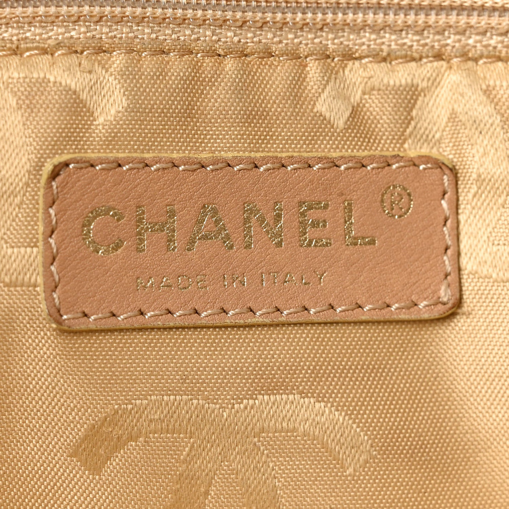 Caviar CC Timeless Shopping Tote Beige
