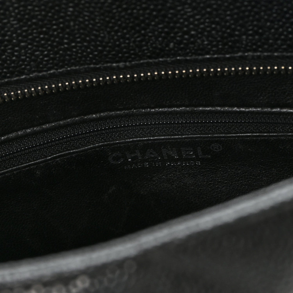 Caviar Quilted Medallion Tote Black