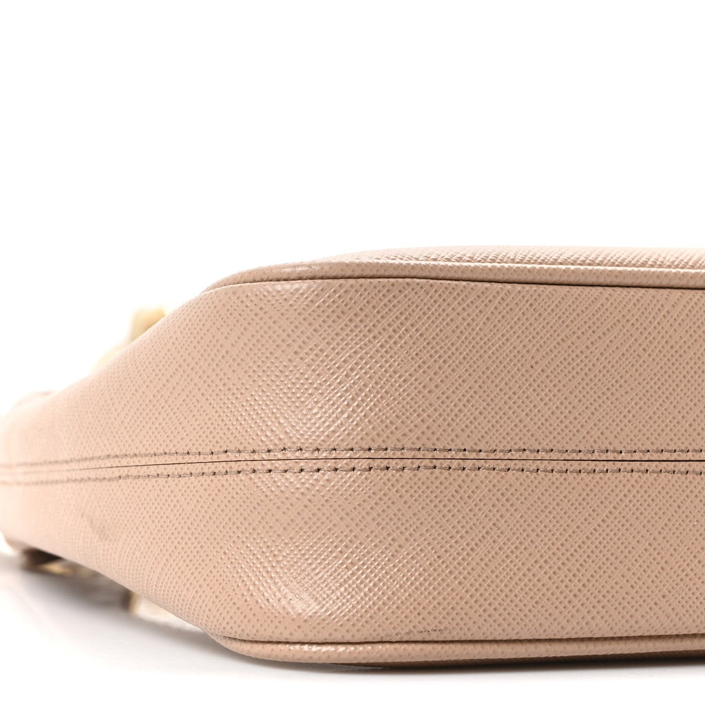 Saffiano Lux Re-Edition 2005 Shoulder Bag Cammeo