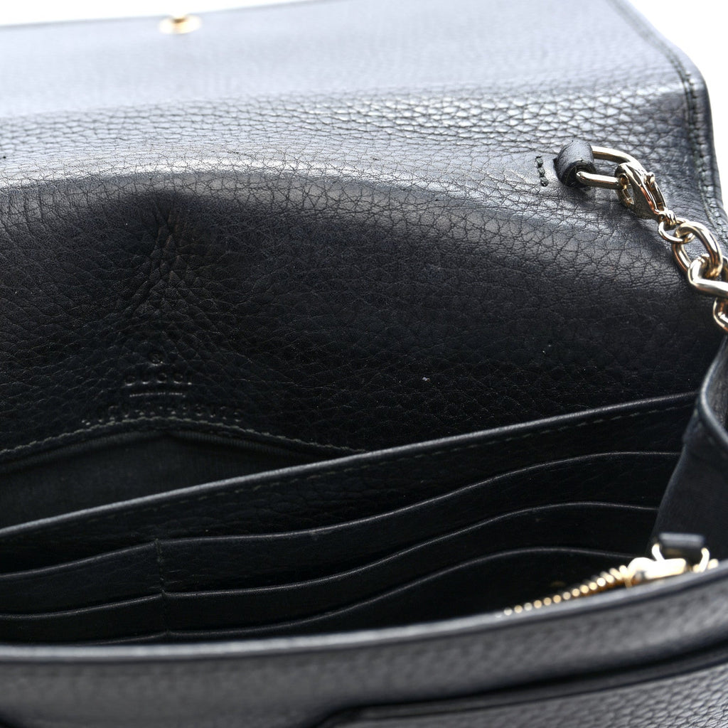 Pebbled Calfskin Soho Wallet On Chain Black